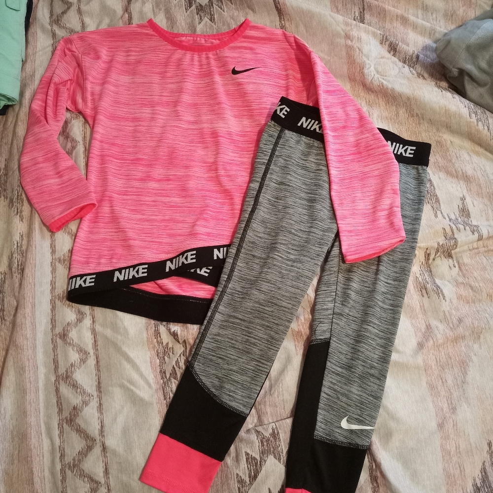 Girls size 6 Nike set